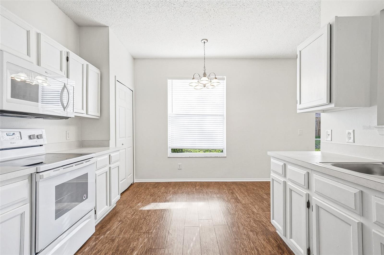 Image 18 of 34 For 503 Greg Street