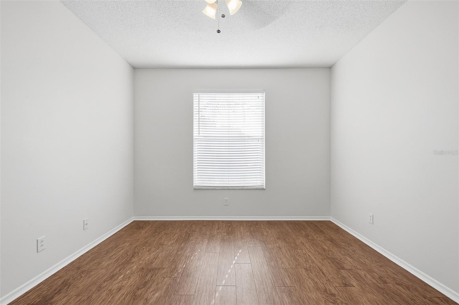 Image 19 of 34 For 503 Greg Street