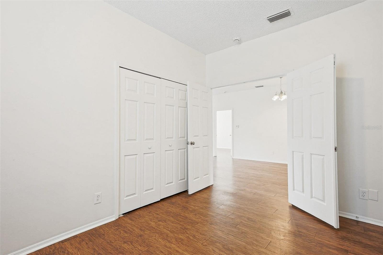 Image 24 of 34 For 503 Greg Street