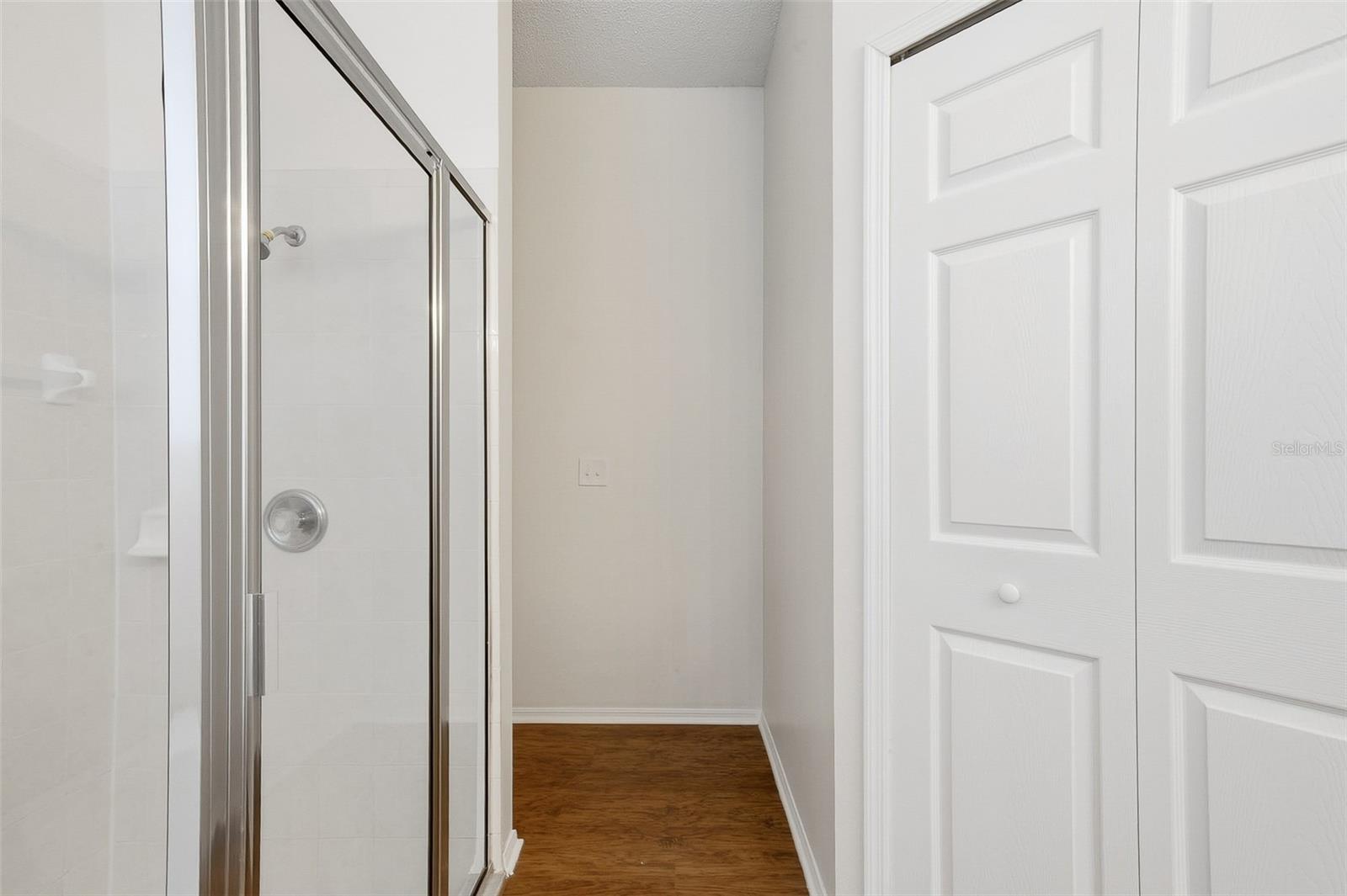 Image 29 of 34 For 503 Greg Street