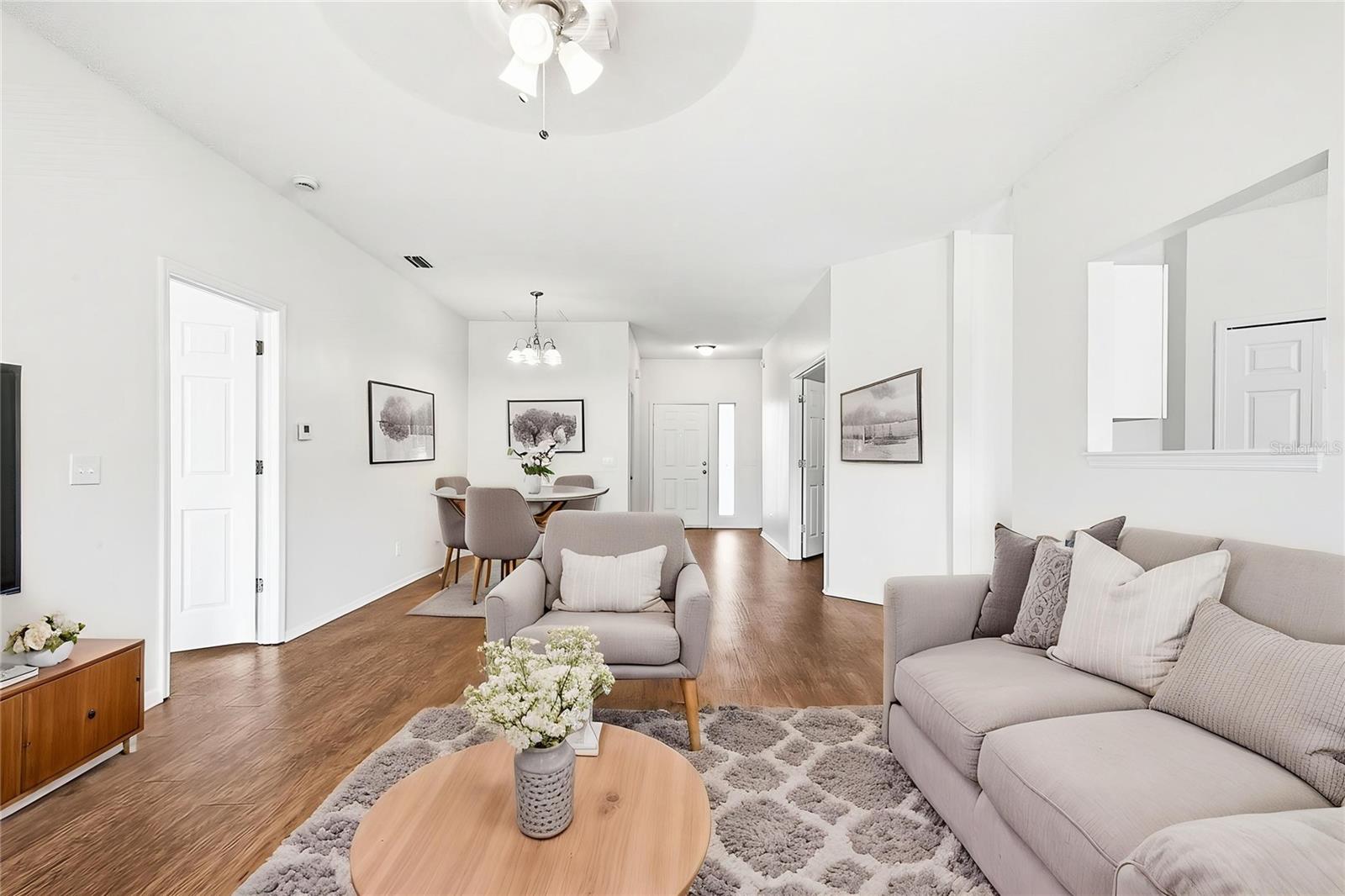 Image 4 of 34 For 503 Greg Street