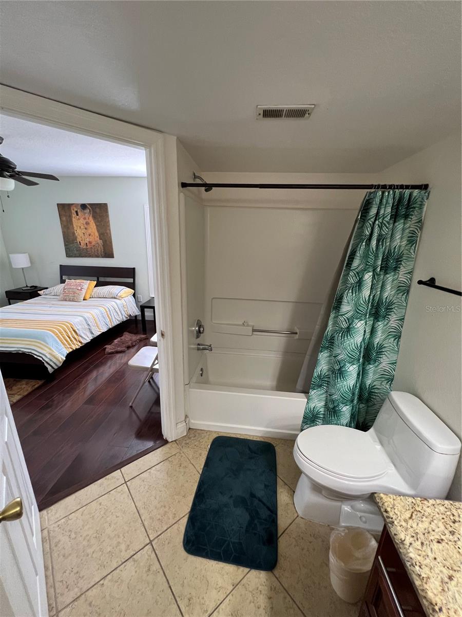 Image 15 of 24 For 2214 Metropolitan Way 1015