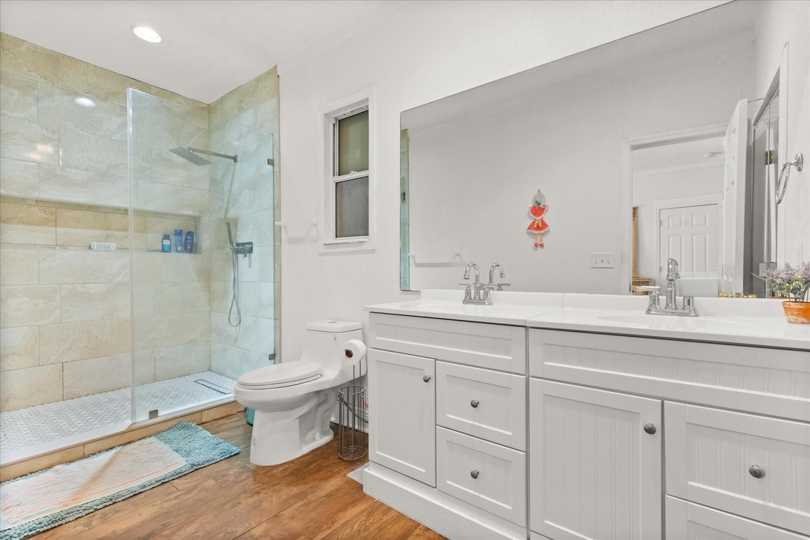 Image 10 of 19 For 6908 Oregon Avenue