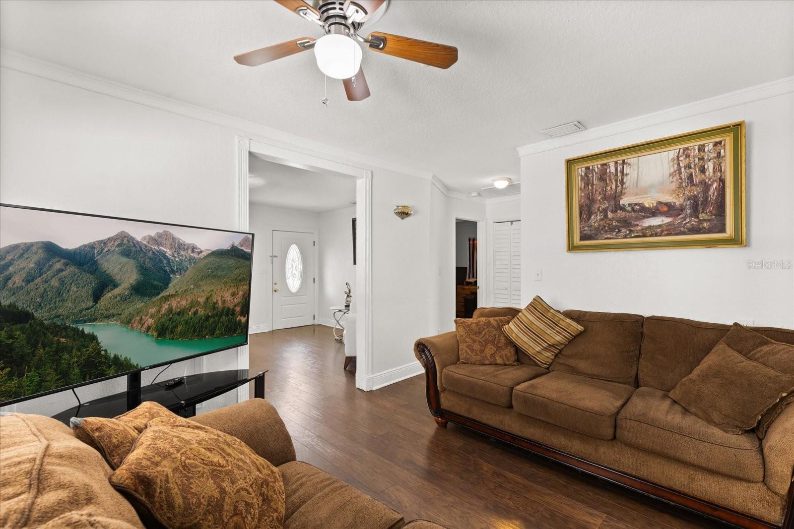 Image 5 of 19 For 6908 Oregon Avenue