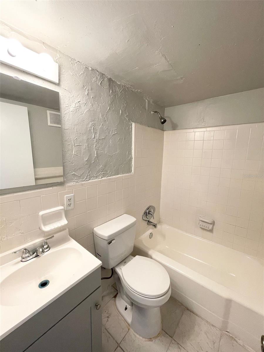 Image 10 of 16 For 1341 West Point Drive 03