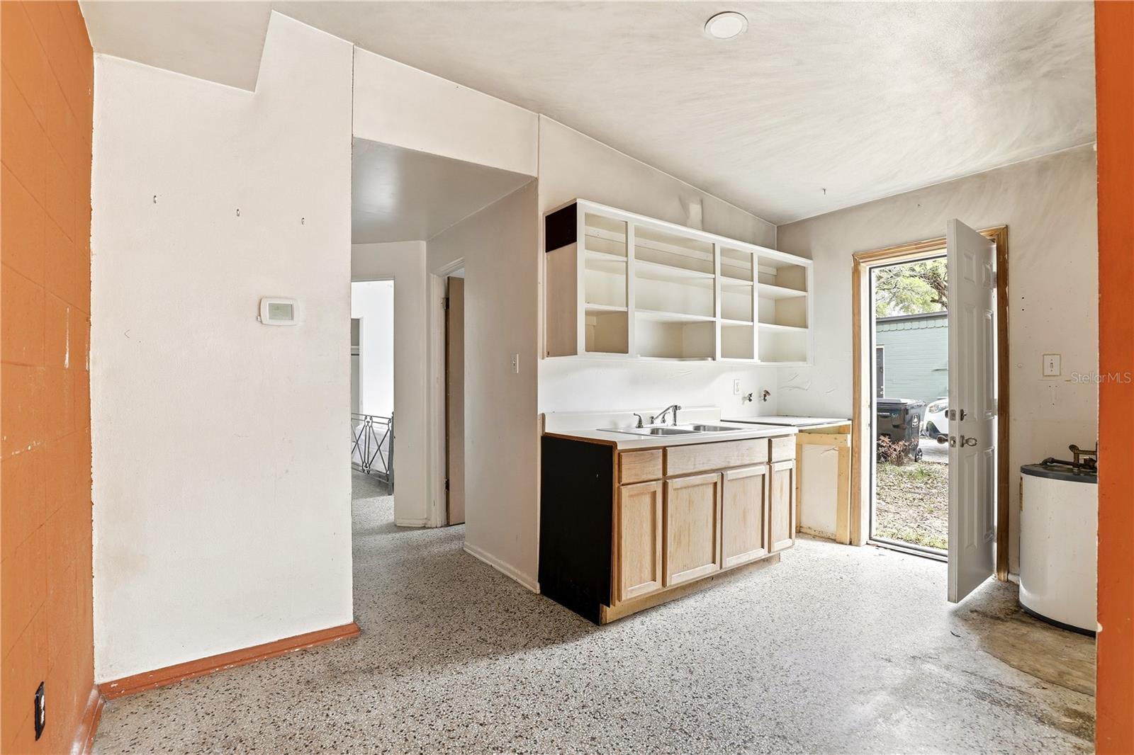 Image 11 of 23 For 1605 Dauphin Ln