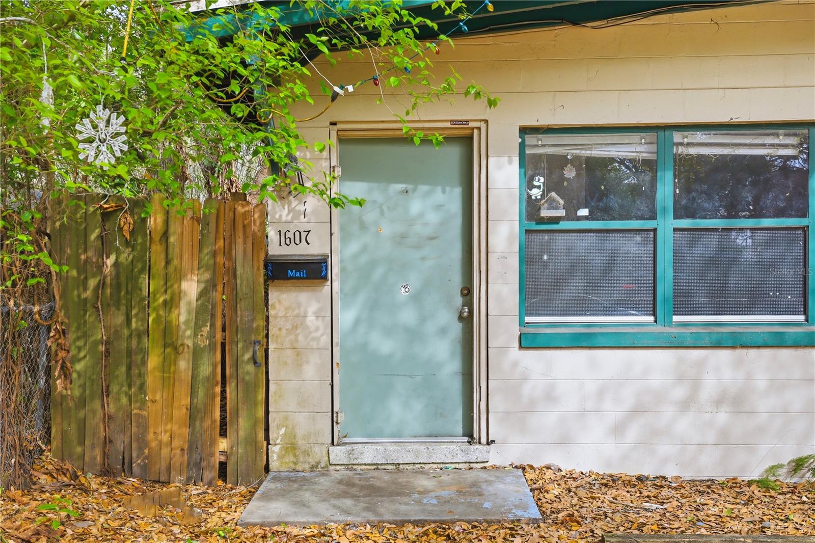 Image 15 of 23 For 1605 Dauphin Ln