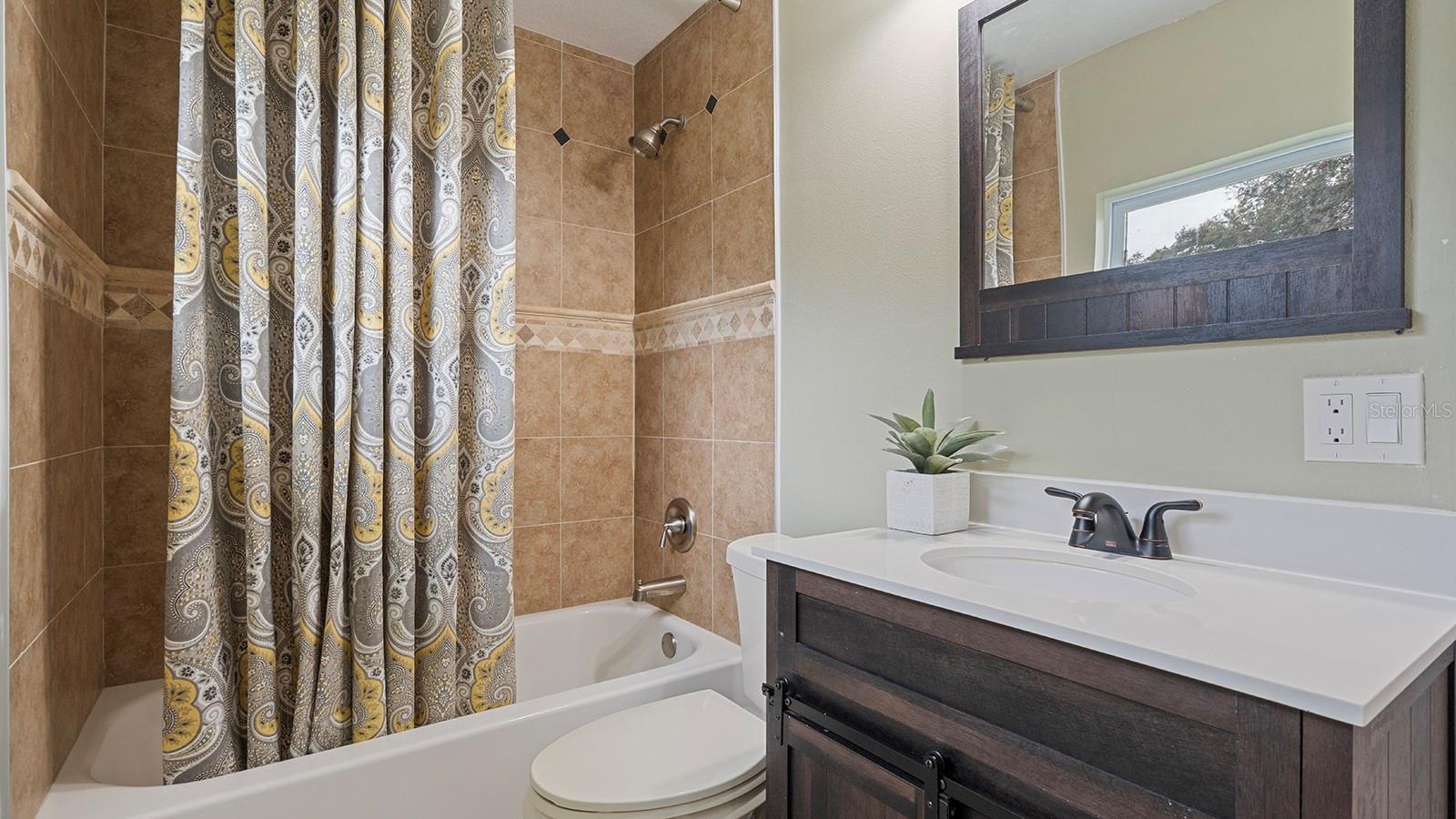 Image 28 of 32 For 219 Nob Hill Circle