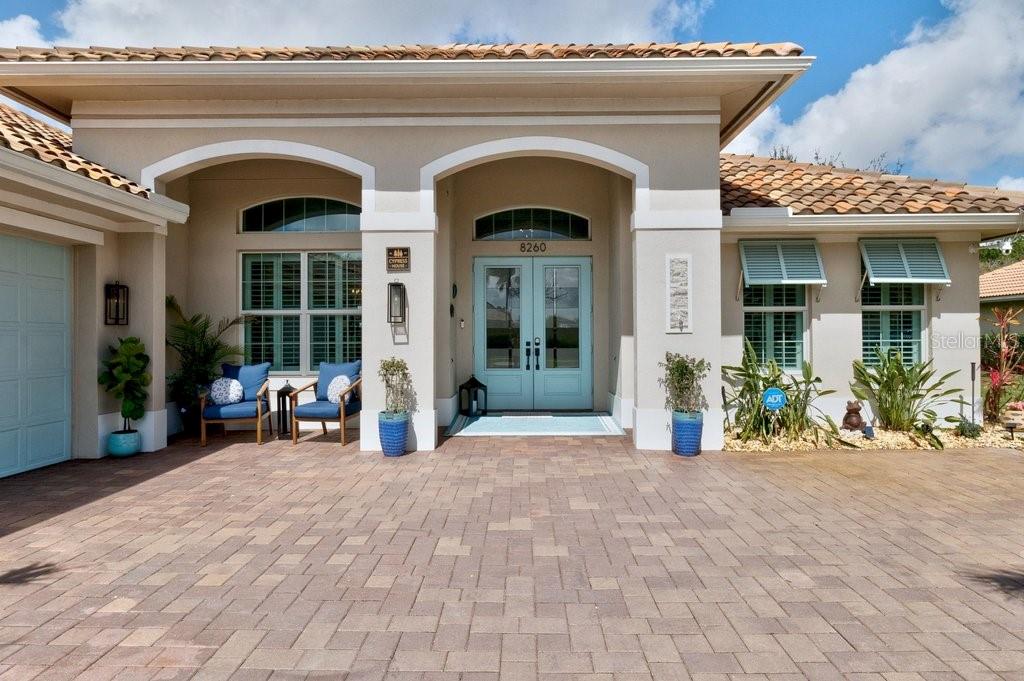 Image 4 of 55 For 8260 Meredith Place