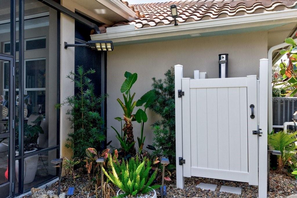 Image 43 of 55 For 8260 Meredith Place