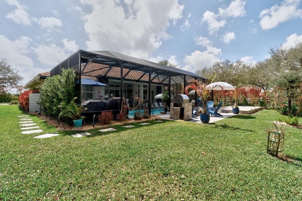 Image 44 of 55 For 8260 Meredith Place