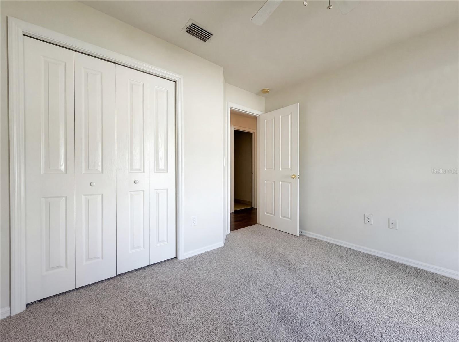 Image 22 of 36 For 2727 Valencia Grove Drive