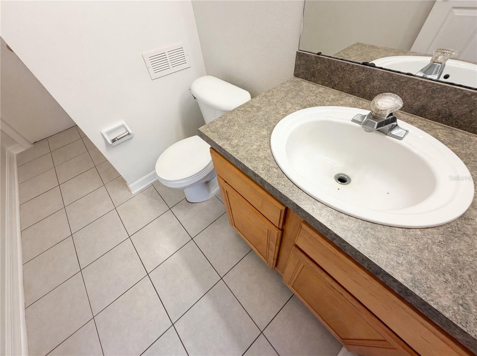 Image 28 of 36 For 2727 Valencia Grove Drive