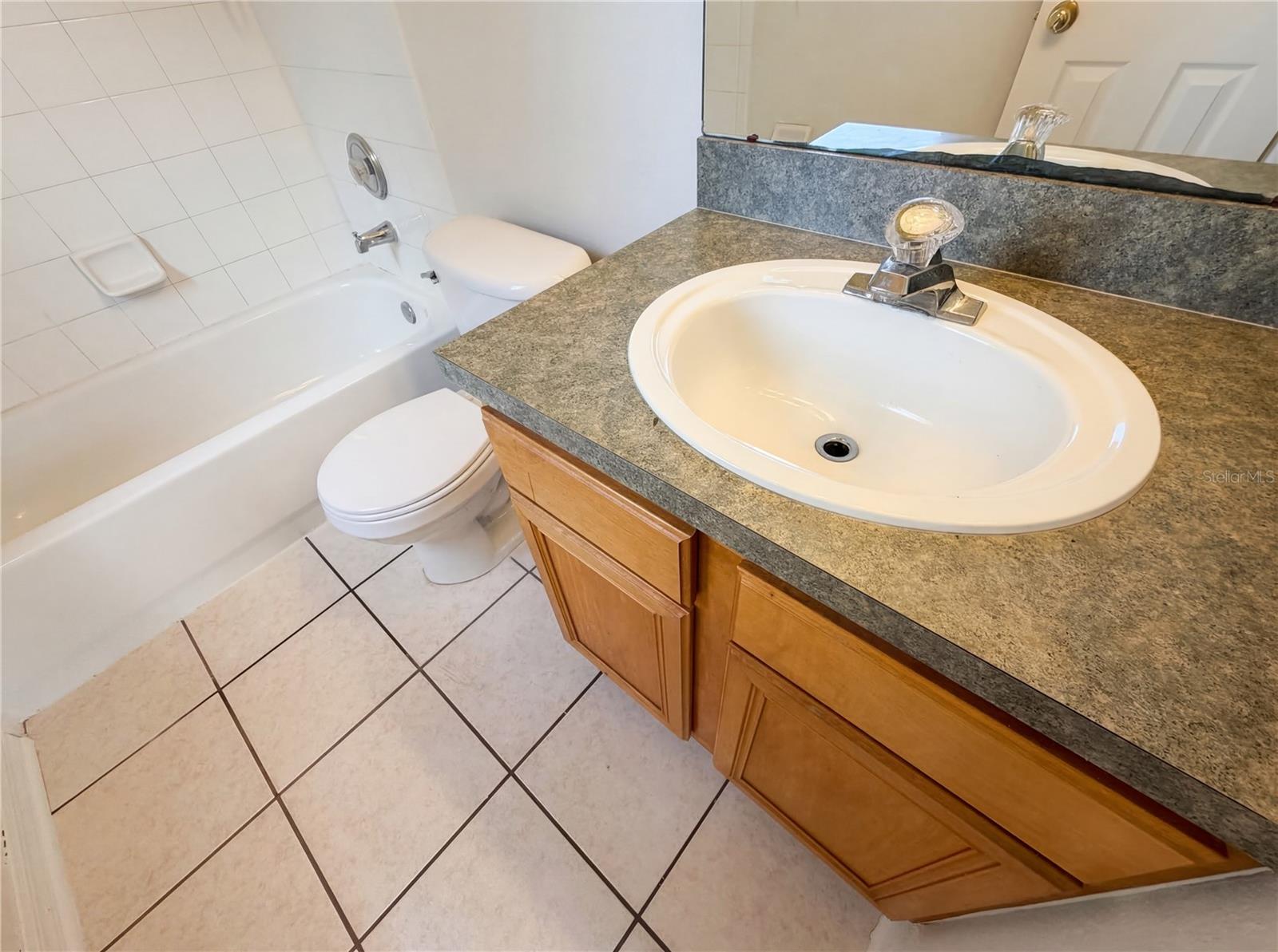 Image 32 of 36 For 2727 Valencia Grove Drive