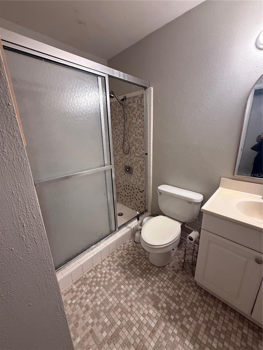 Image 16 of 20 For 1410 Fern Creek Avenue