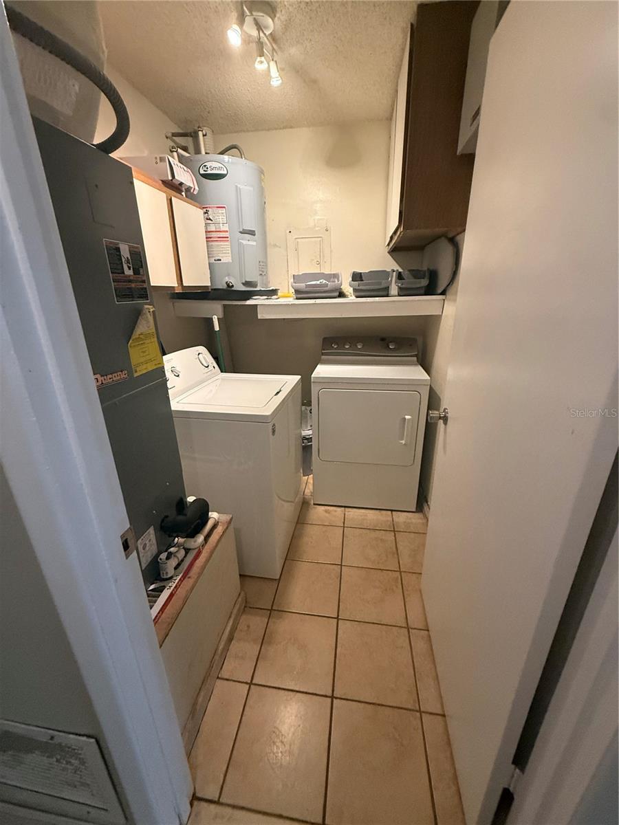 Image 19 of 20 For 1410 Fern Creek Avenue