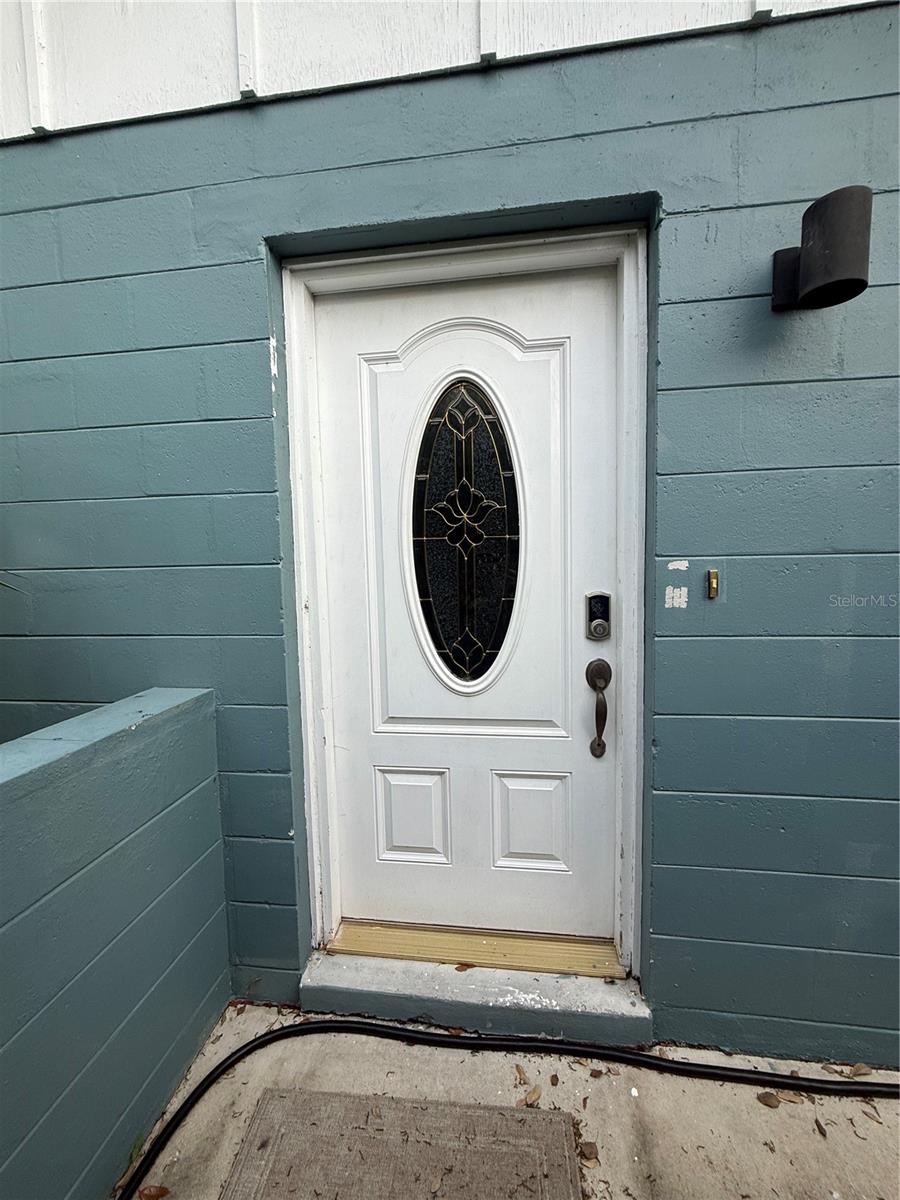 Image 4 of 20 For 1410 Fern Creek Avenue