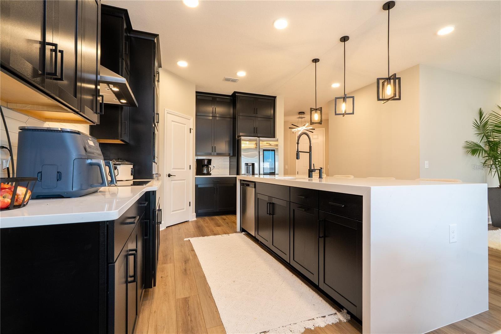 Image 31 of 91 For 5090 Shady Pines Drive