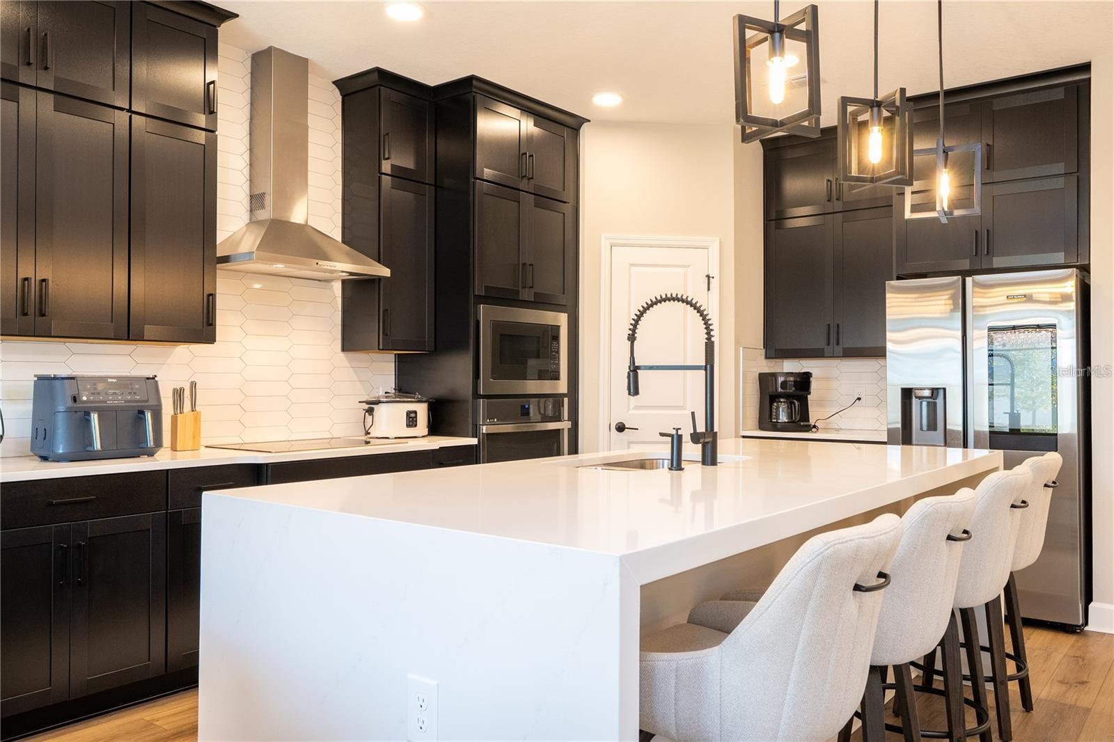 Image 32 of 91 For 5090 Shady Pines Drive