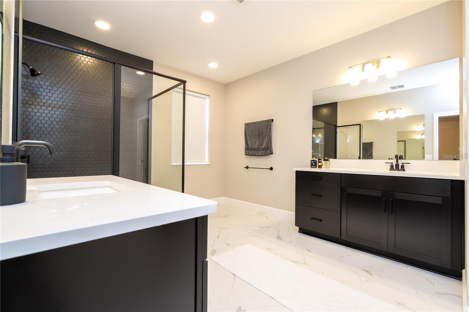 Image 49 of 91 For 5090 Shady Pines Drive