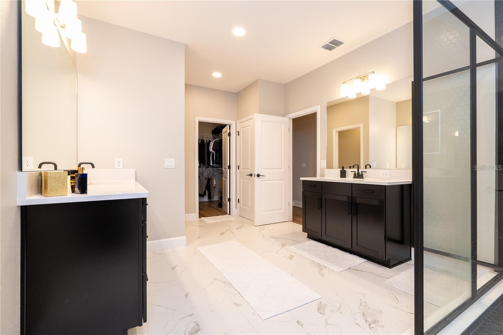 Image 51 of 91 For 5090 Shady Pines Drive