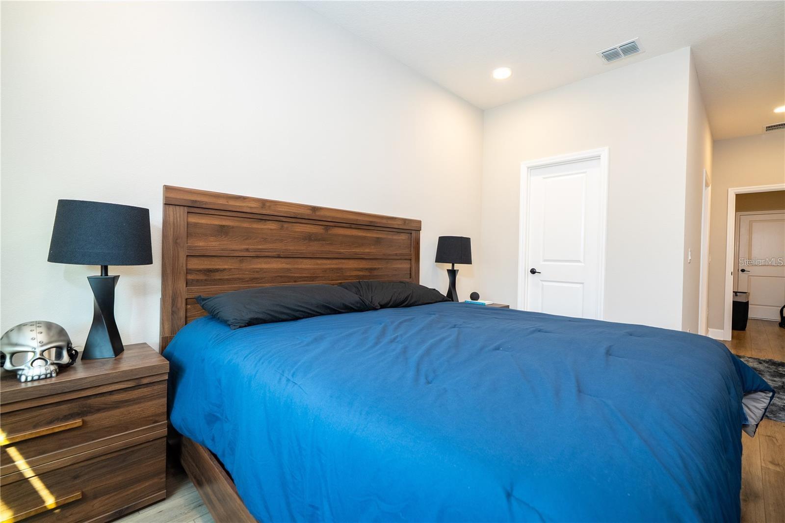 Image 73 of 91 For 5090 Shady Pines Drive