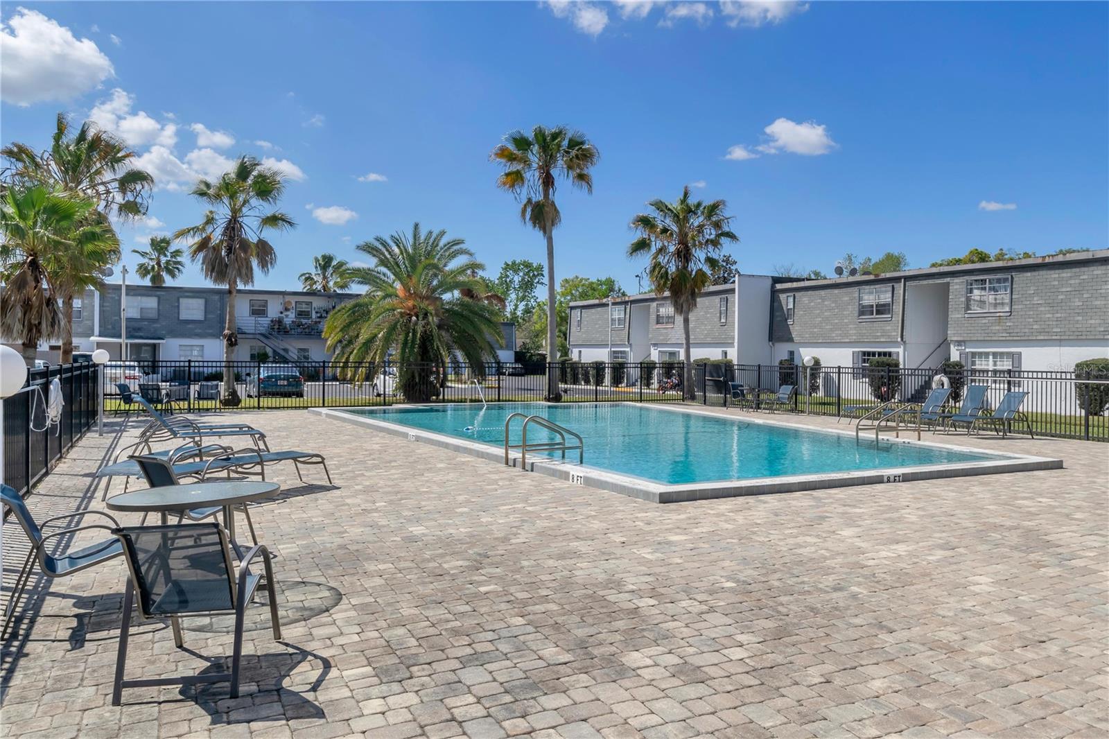 Image 18 of 19 For 1000 Semoran Boulevard 805