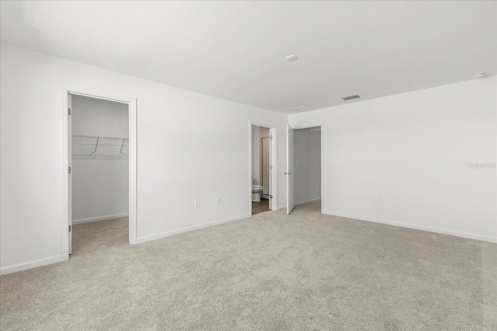 Image 22 of 36 For 4915 81st Loop