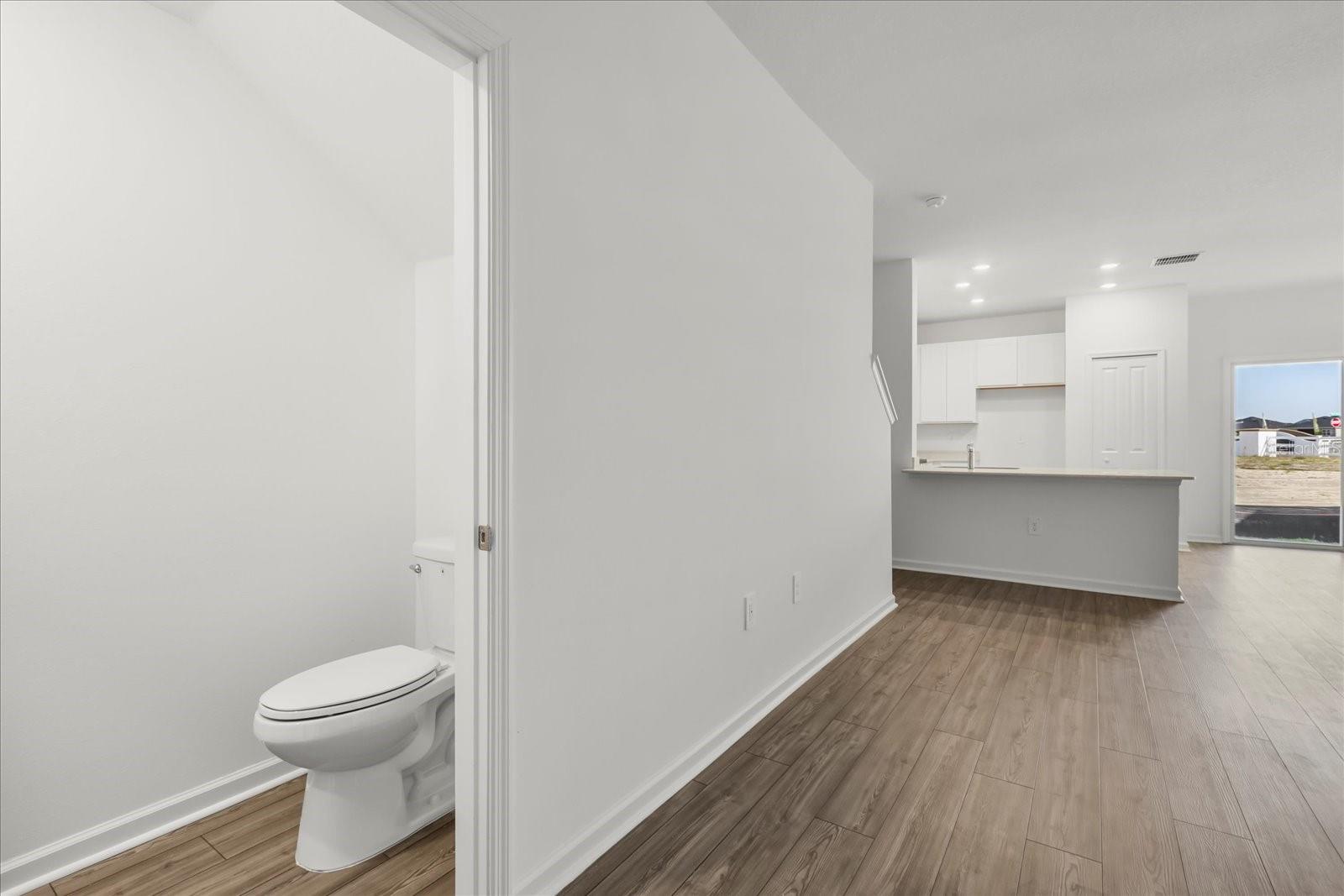 Image 25 of 36 For 4915 81st Loop