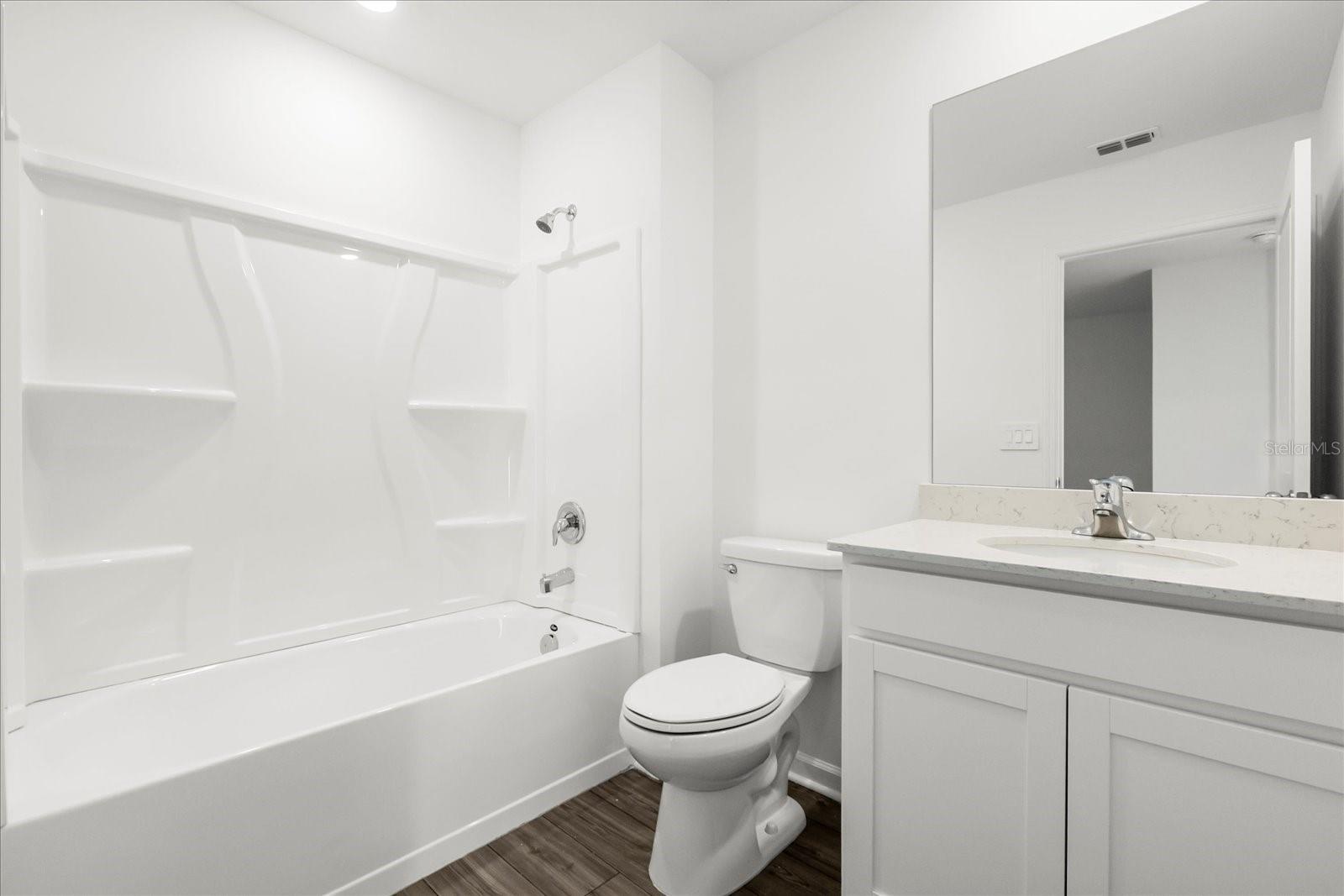 Image 26 of 36 For 4915 81st Loop