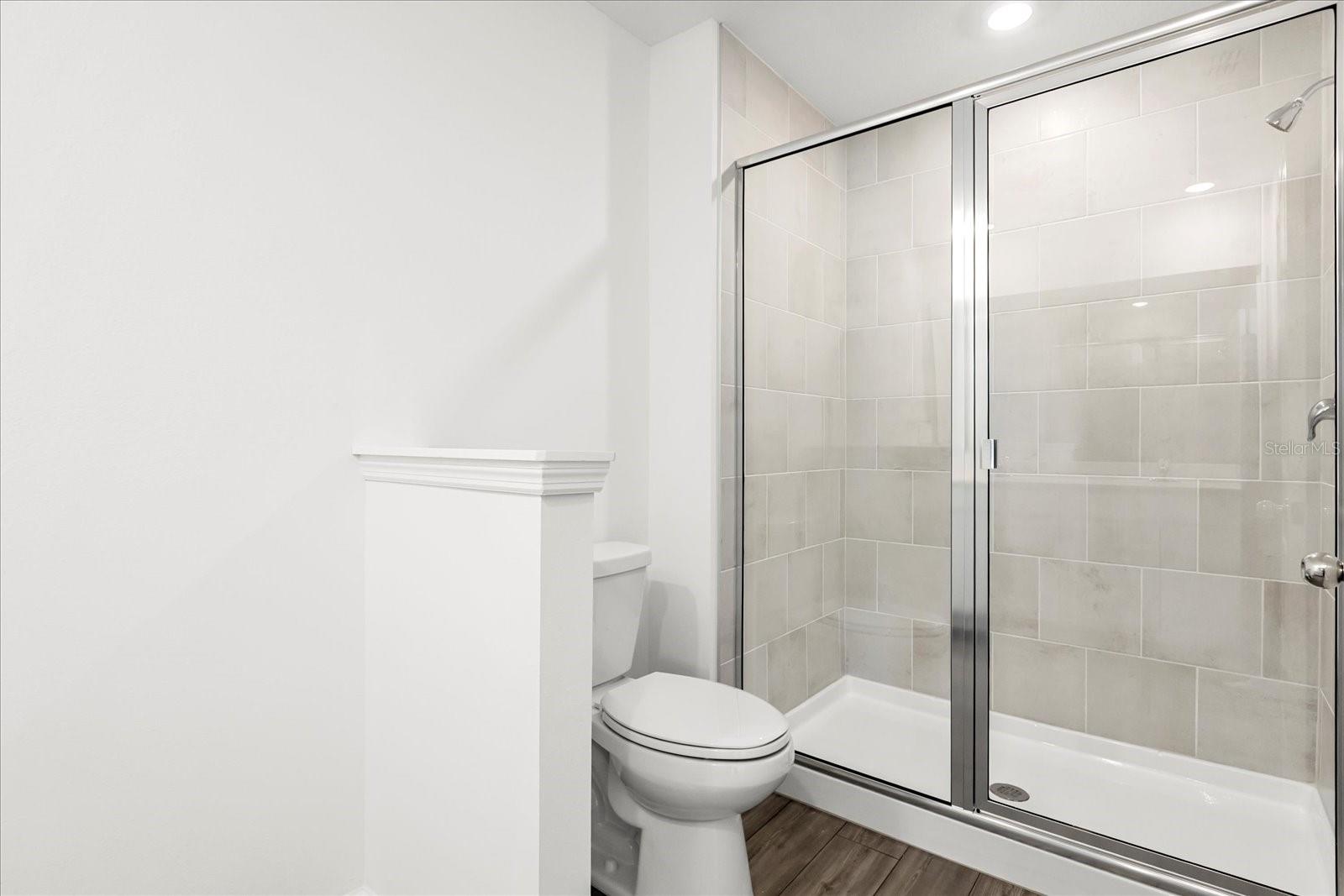 Image 29 of 36 For 4915 81st Loop