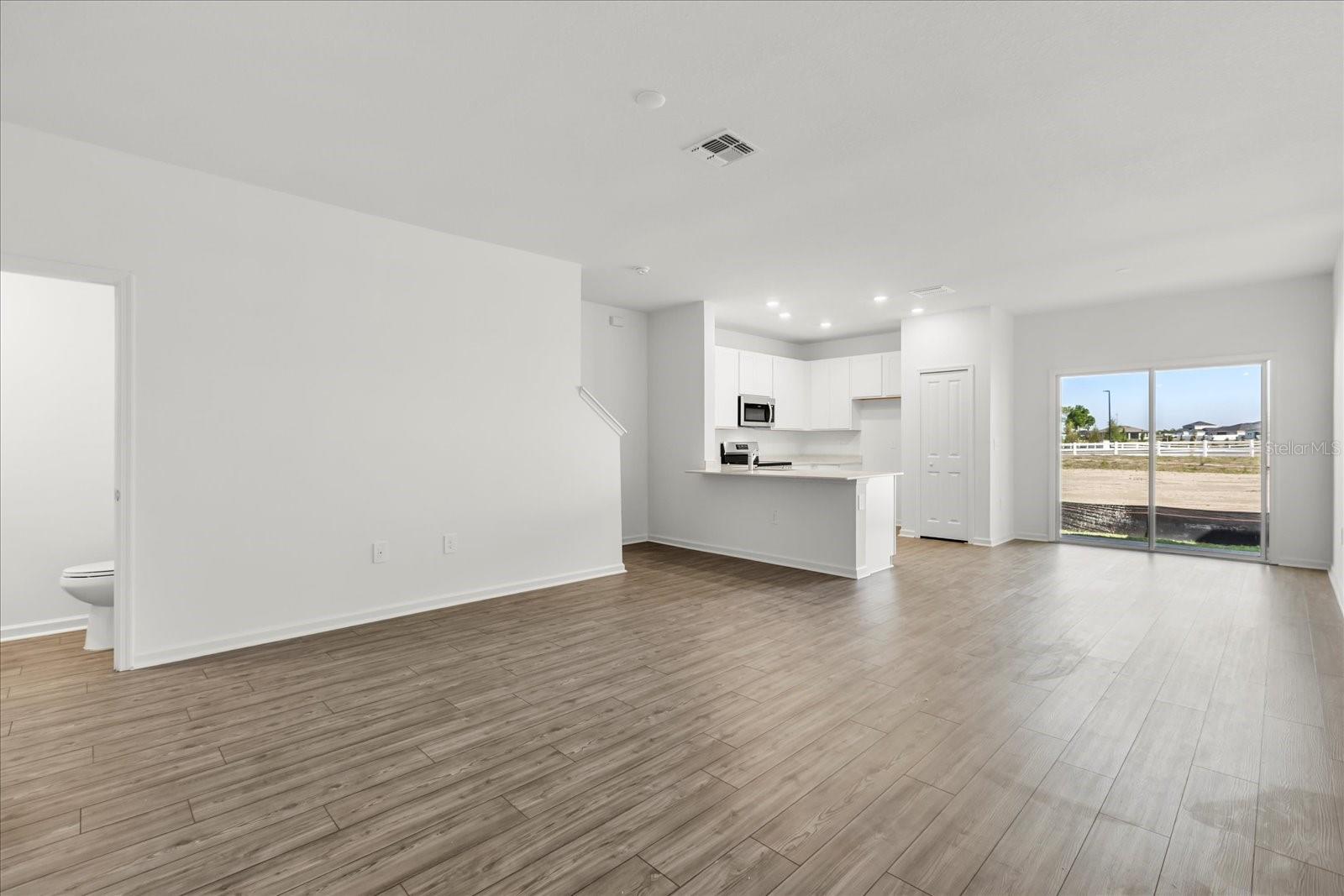 Image 5 of 36 For 4915 81st Loop