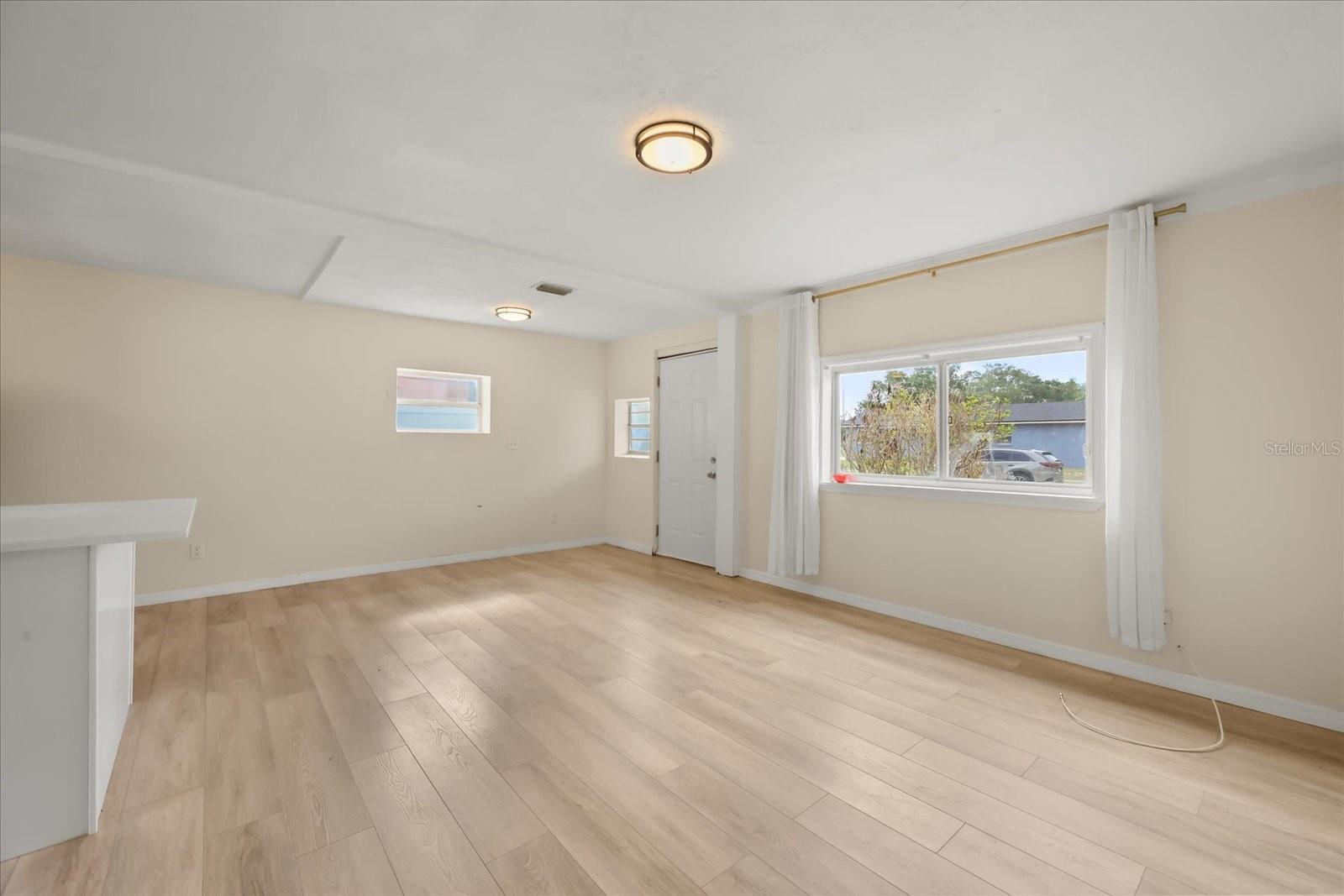 Image 5 of 20 For 4073 Nimons Street