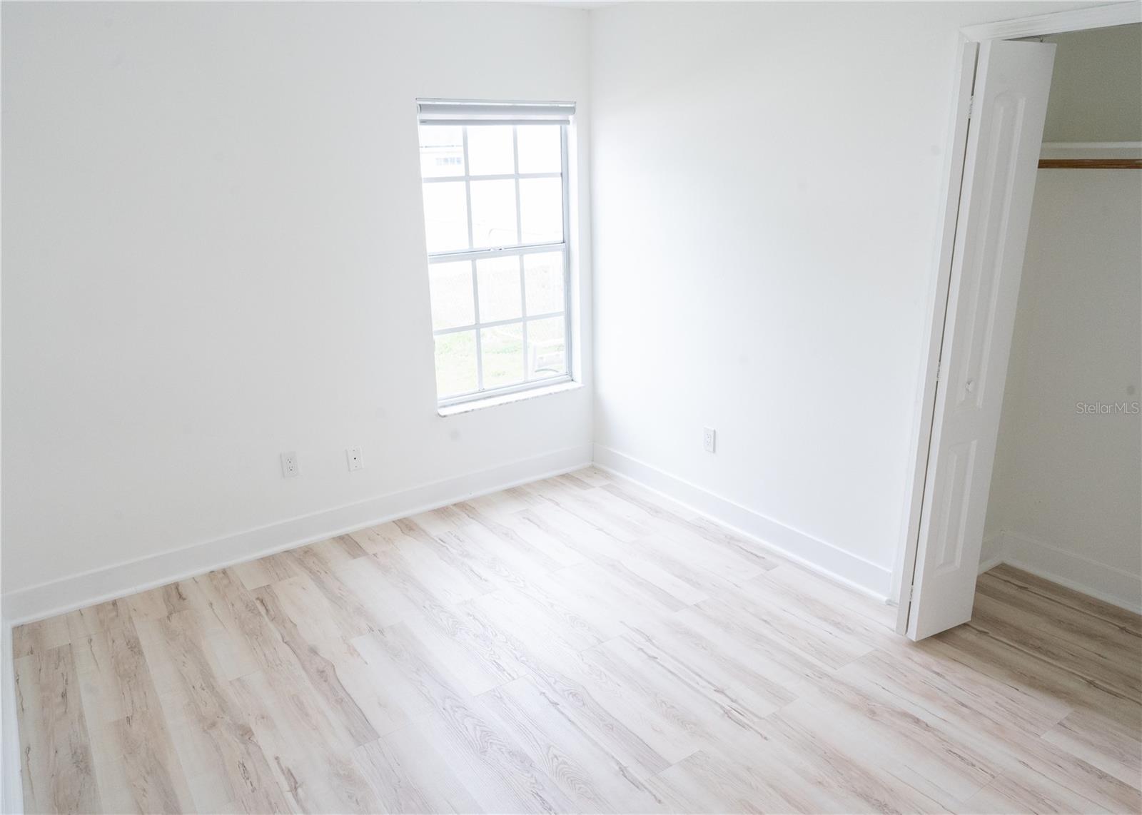 Image 18 of 38 For 2319 Island Club Way