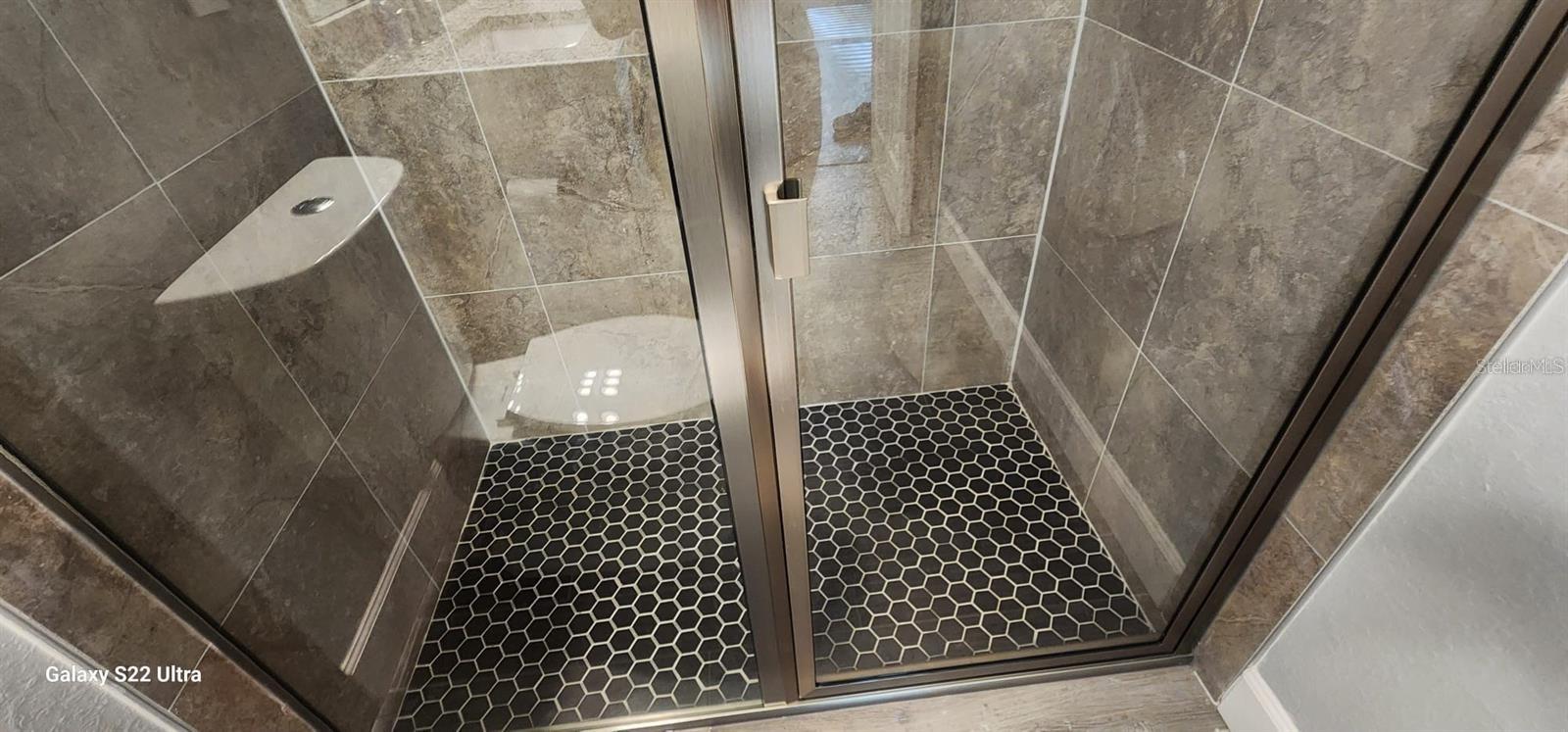 Image 16 of 18 For 276 Oak Lane Track