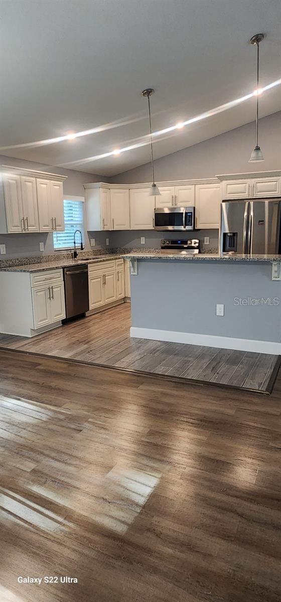 Image 18 of 18 For 276 Oak Lane Track