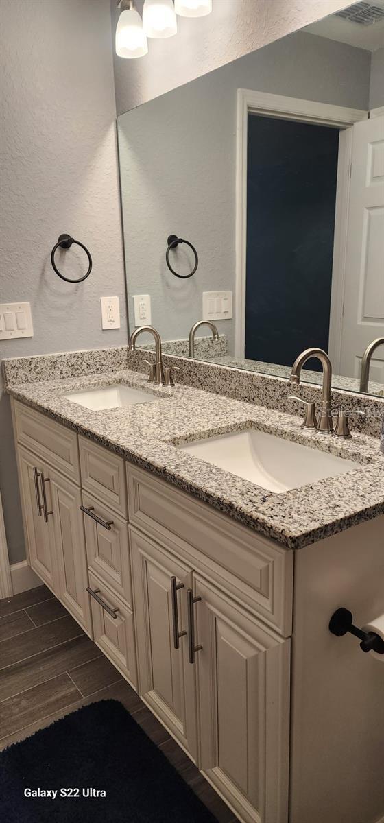 Image 9 of 18 For 276 Oak Lane Track