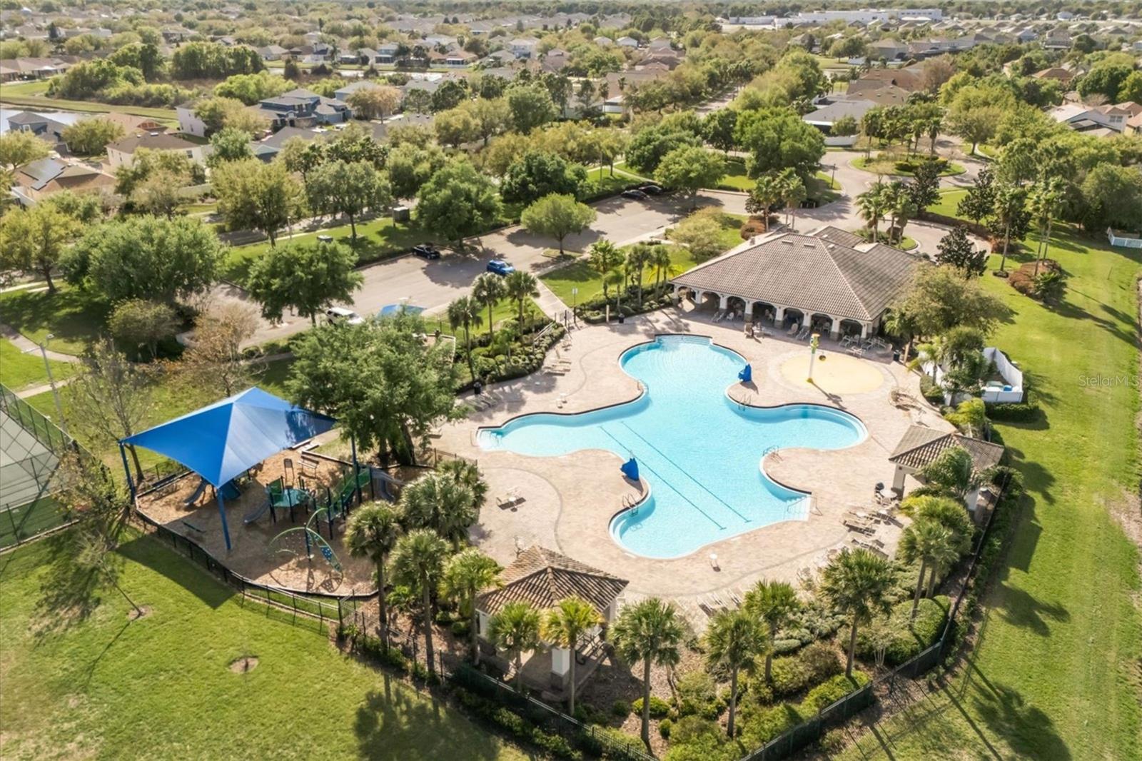 Listing photo id 18 for 11478 Weston Course Loop