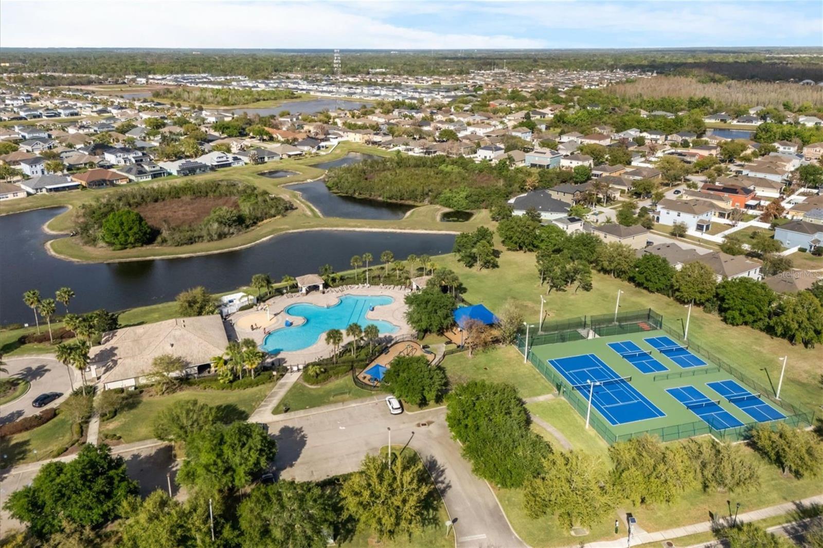 Listing photo id 19 for 11478 Weston Course Loop