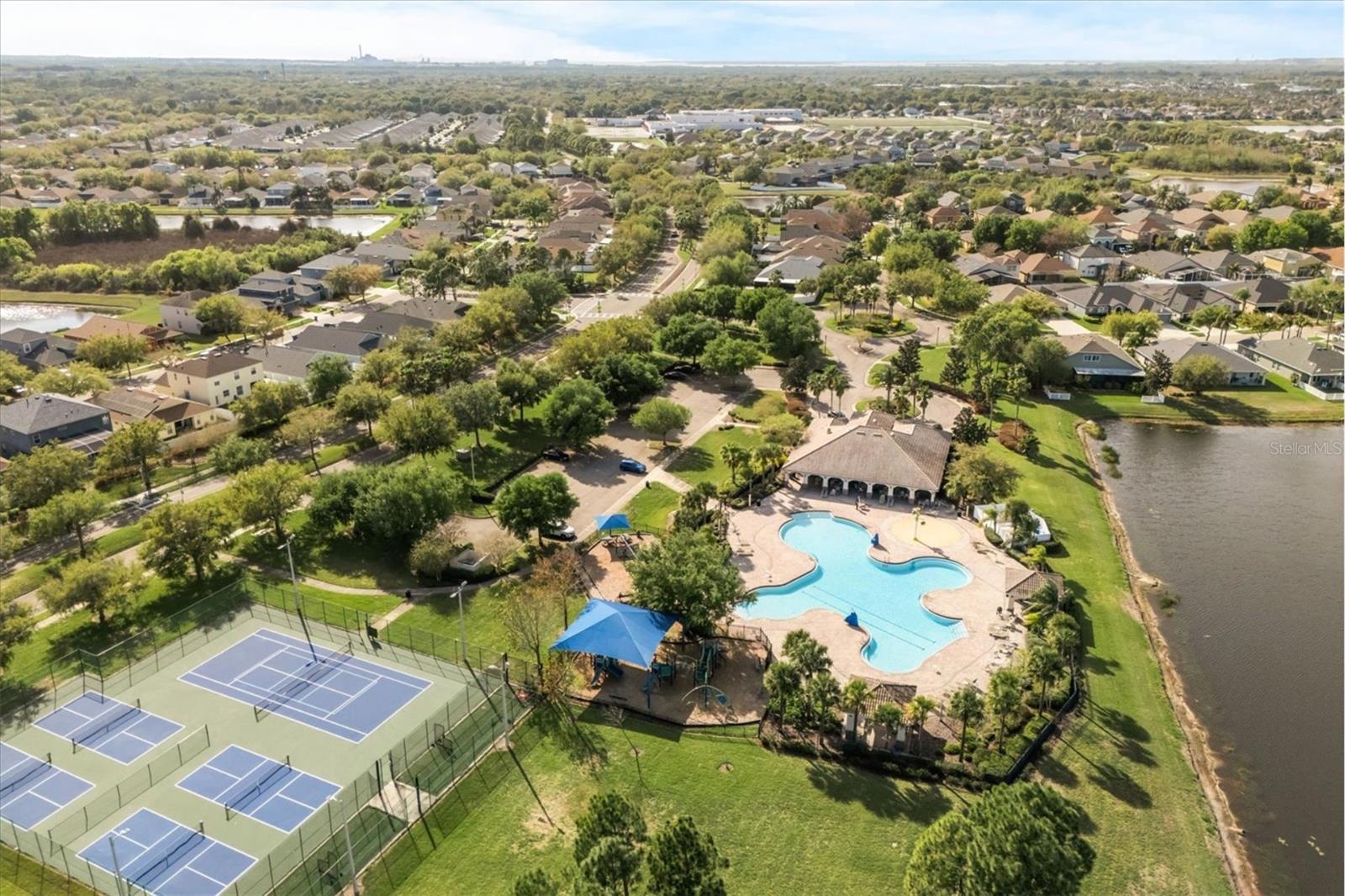 Listing photo id 20 for 11478 Weston Course Loop