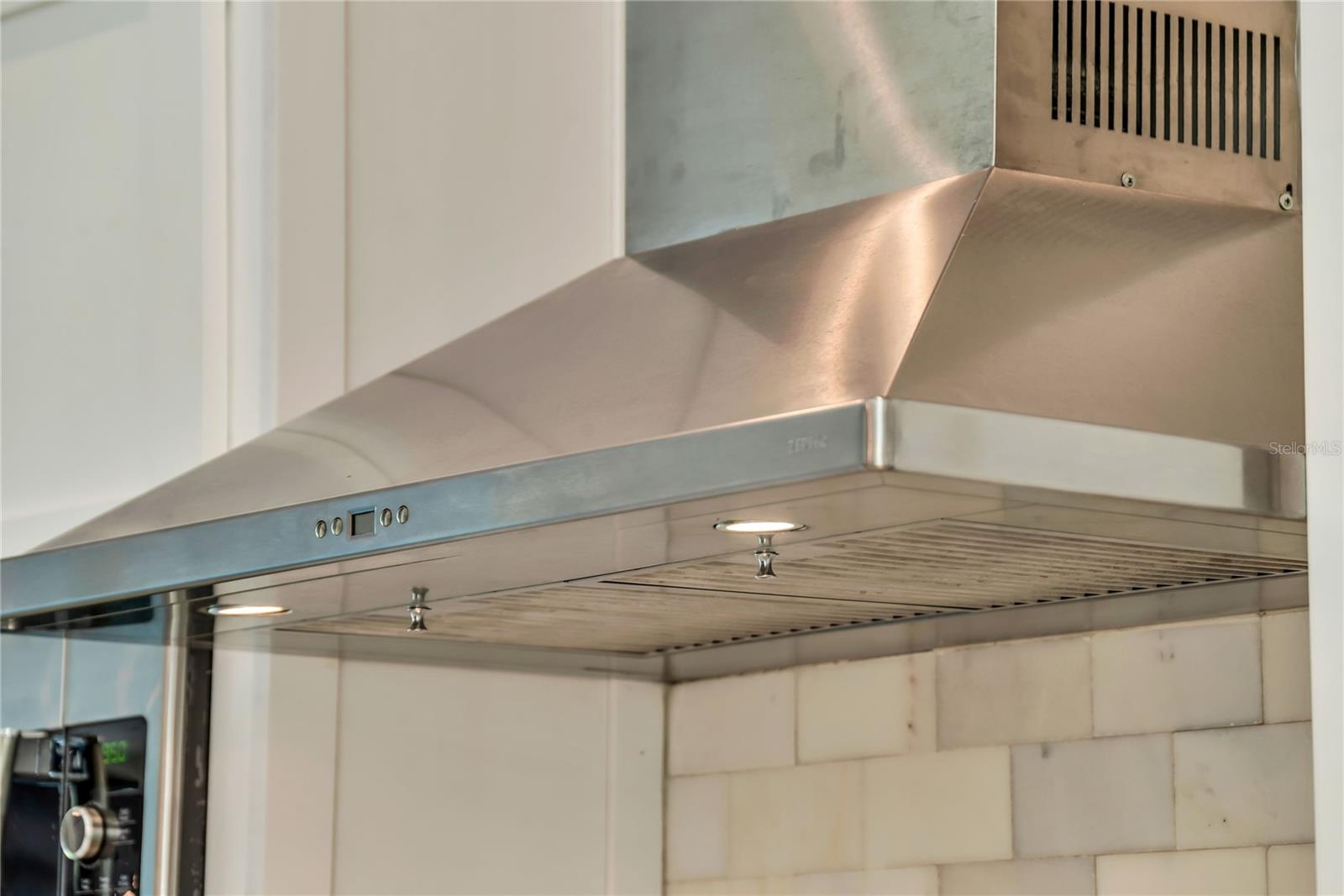 Image 18 of 80 For 112 Laken Lane