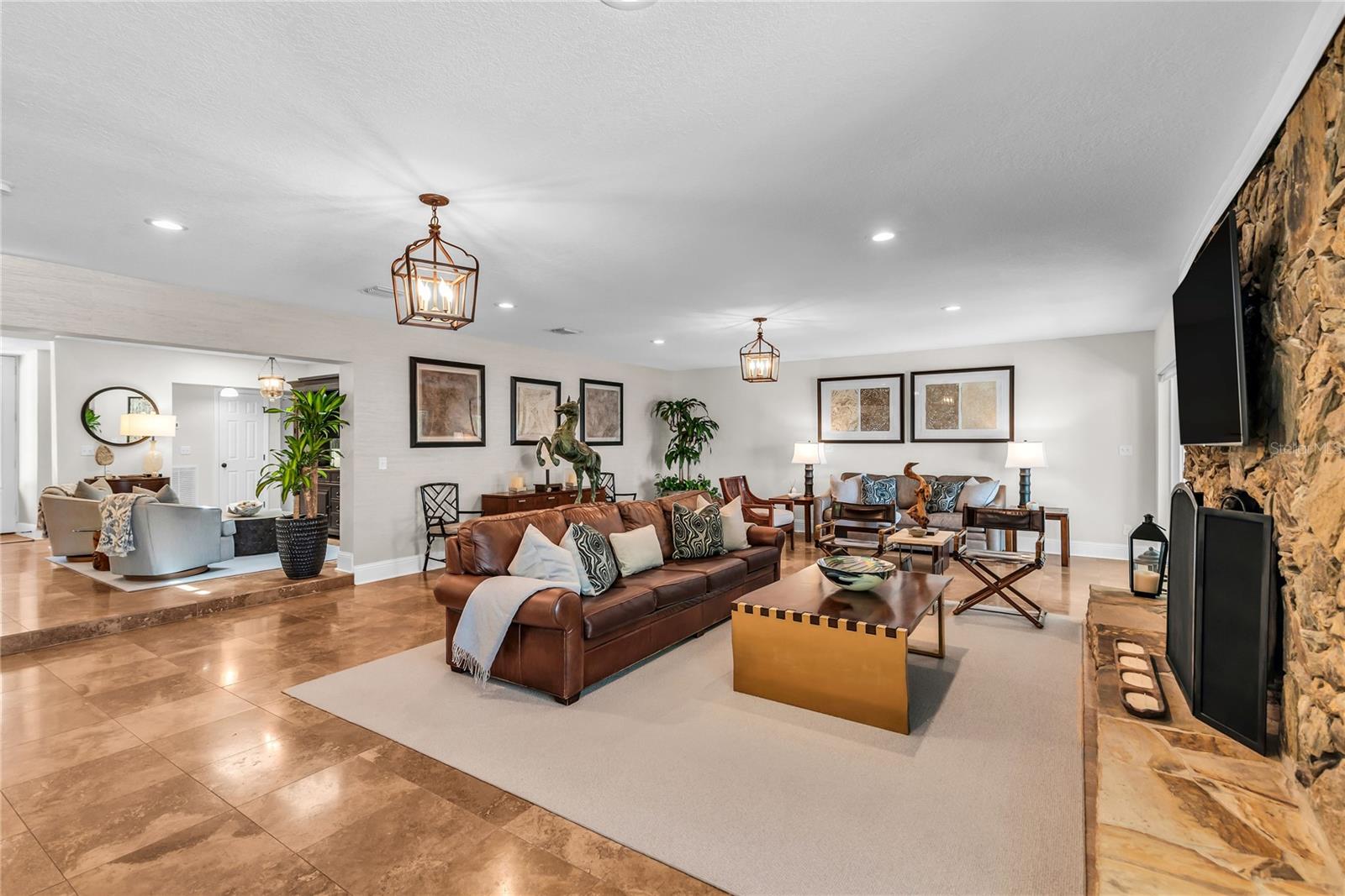 Image 26 of 80 For 112 Laken Lane