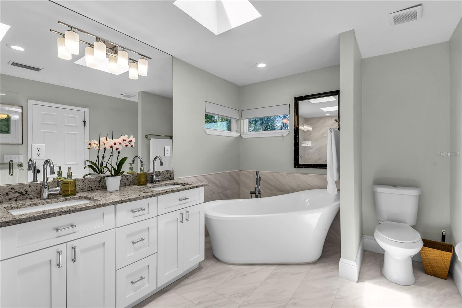 Image 53 of 80 For 112 Laken Lane