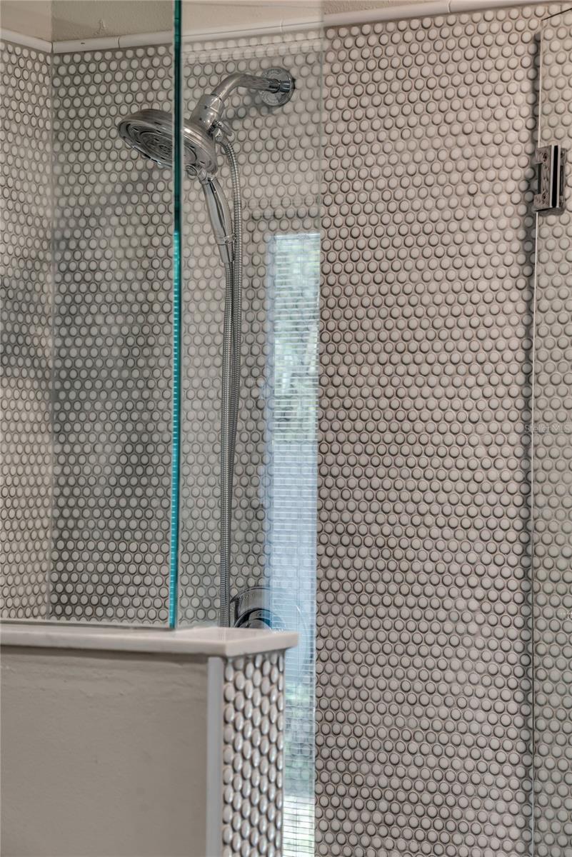 Image 66 of 80 For 112 Laken Lane