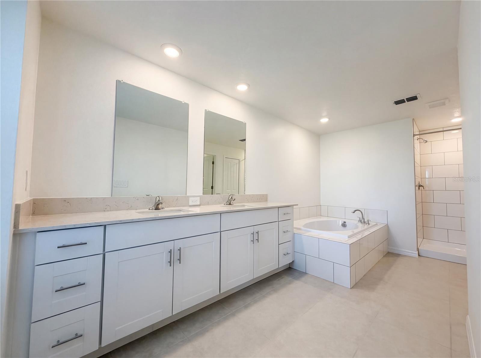 Image 17 of 31 For 9443 Gulf Shore Terrace