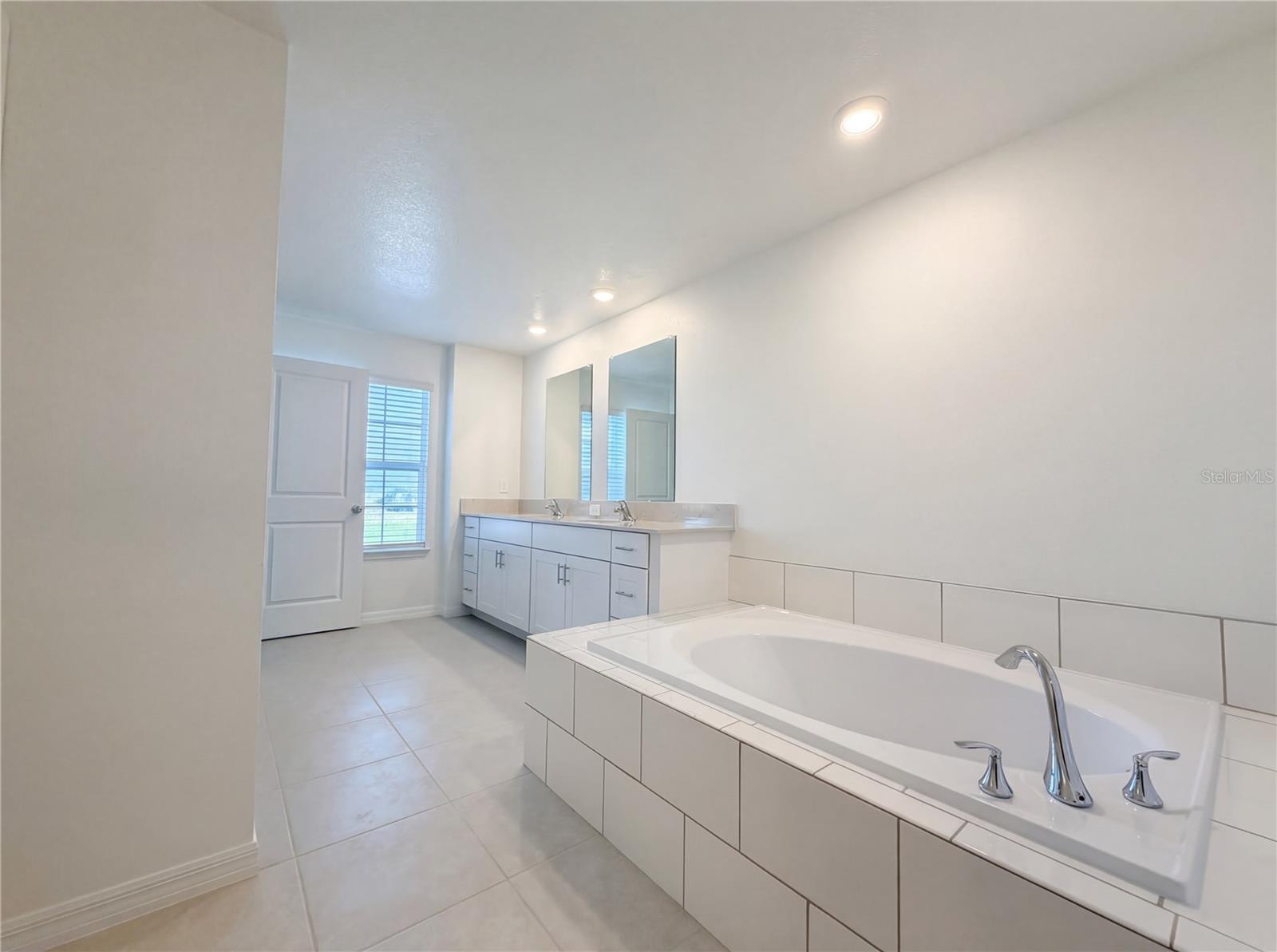 Image 19 of 31 For 9443 Gulf Shore Terrace