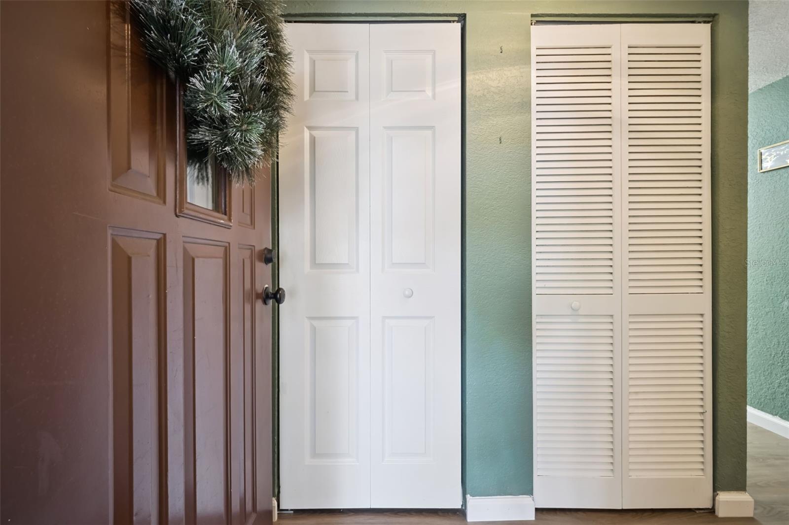 Image 15 of 28 For 754 Michigan Street 185