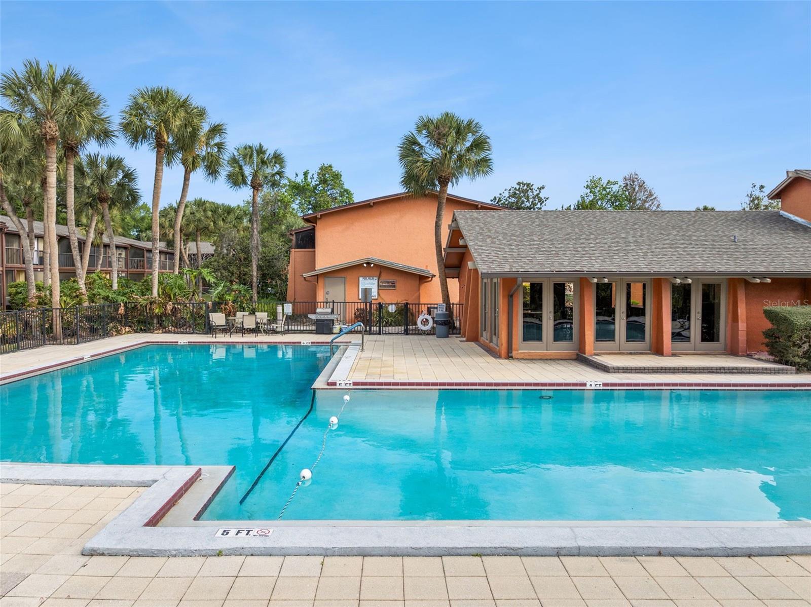 Image 17 of 28 For 754 Michigan Street 185