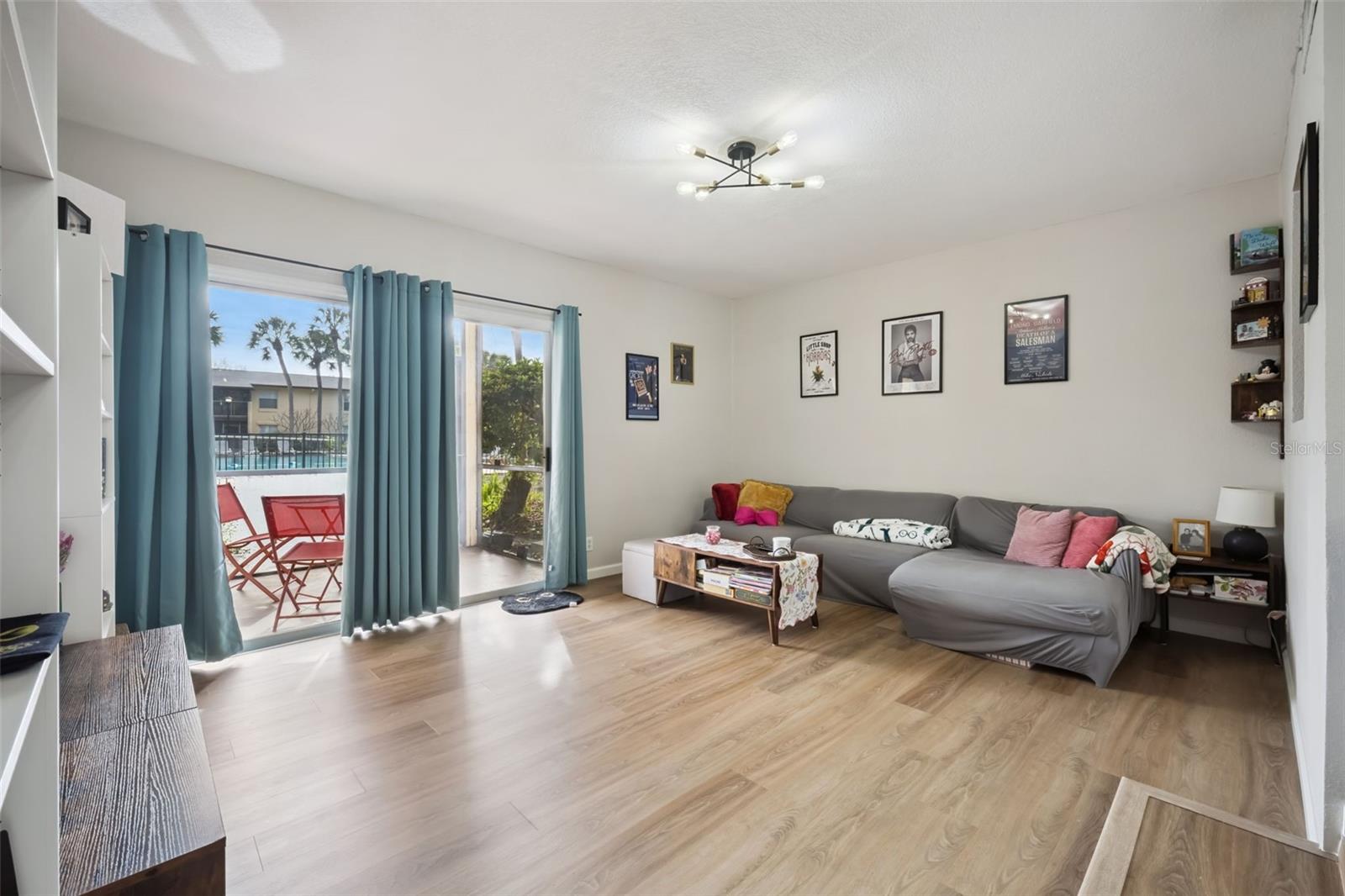 Image 2 of 28 For 754 Michigan Street 185