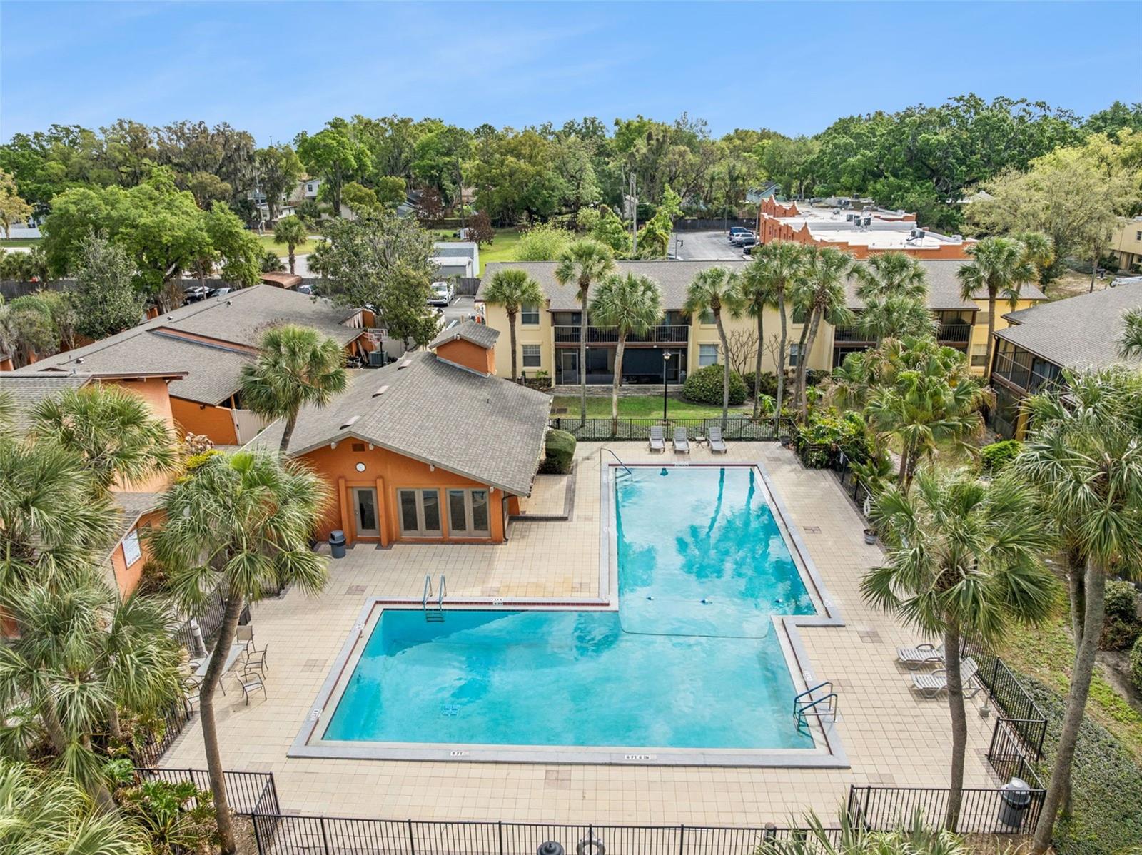 Image 20 of 28 For 754 Michigan Street 185